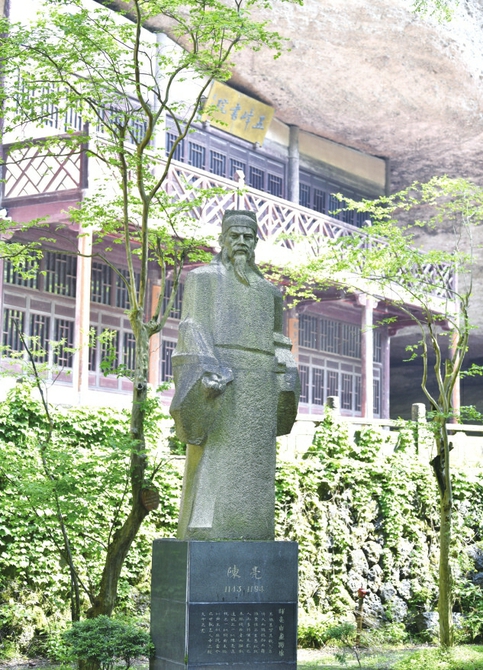 res02_attpic_brief.jpg res02_attpic_brief.jpg